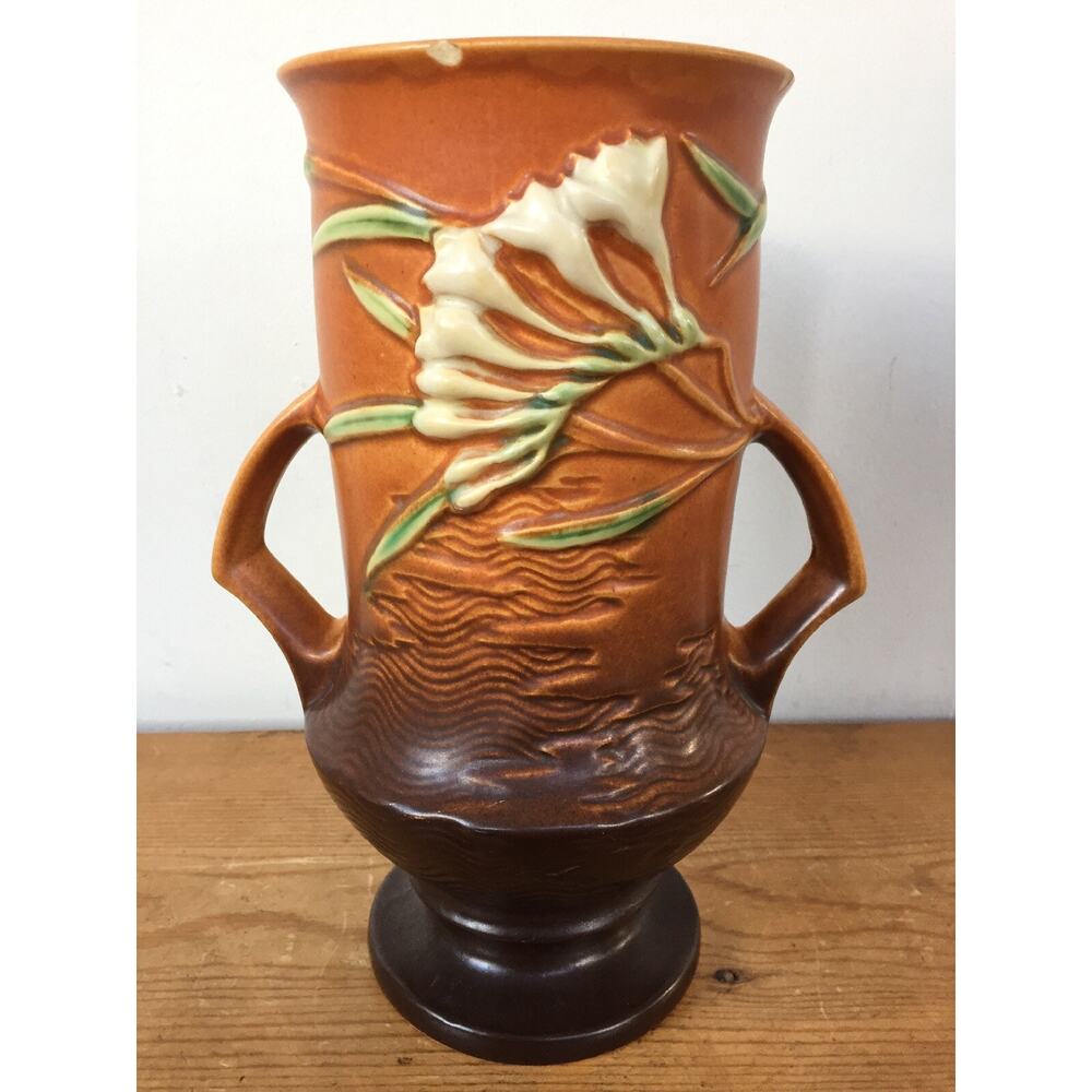 Vtg 40s Roseville Pottery 123-9 Tangerine Freesia Floral Double Handle Vase 9.5"
